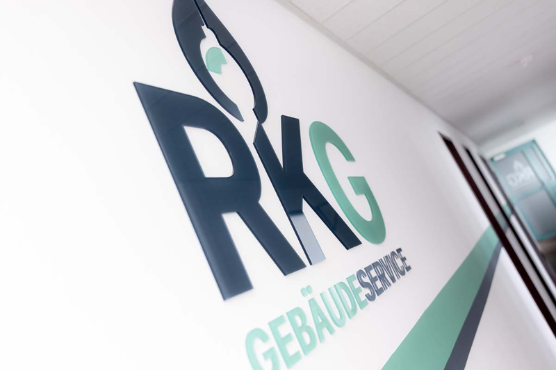 Gebäudeservice in Berlin und Leipzig, Büroreinigung, Fassadenreinigung, Praxisreinigung und mehr